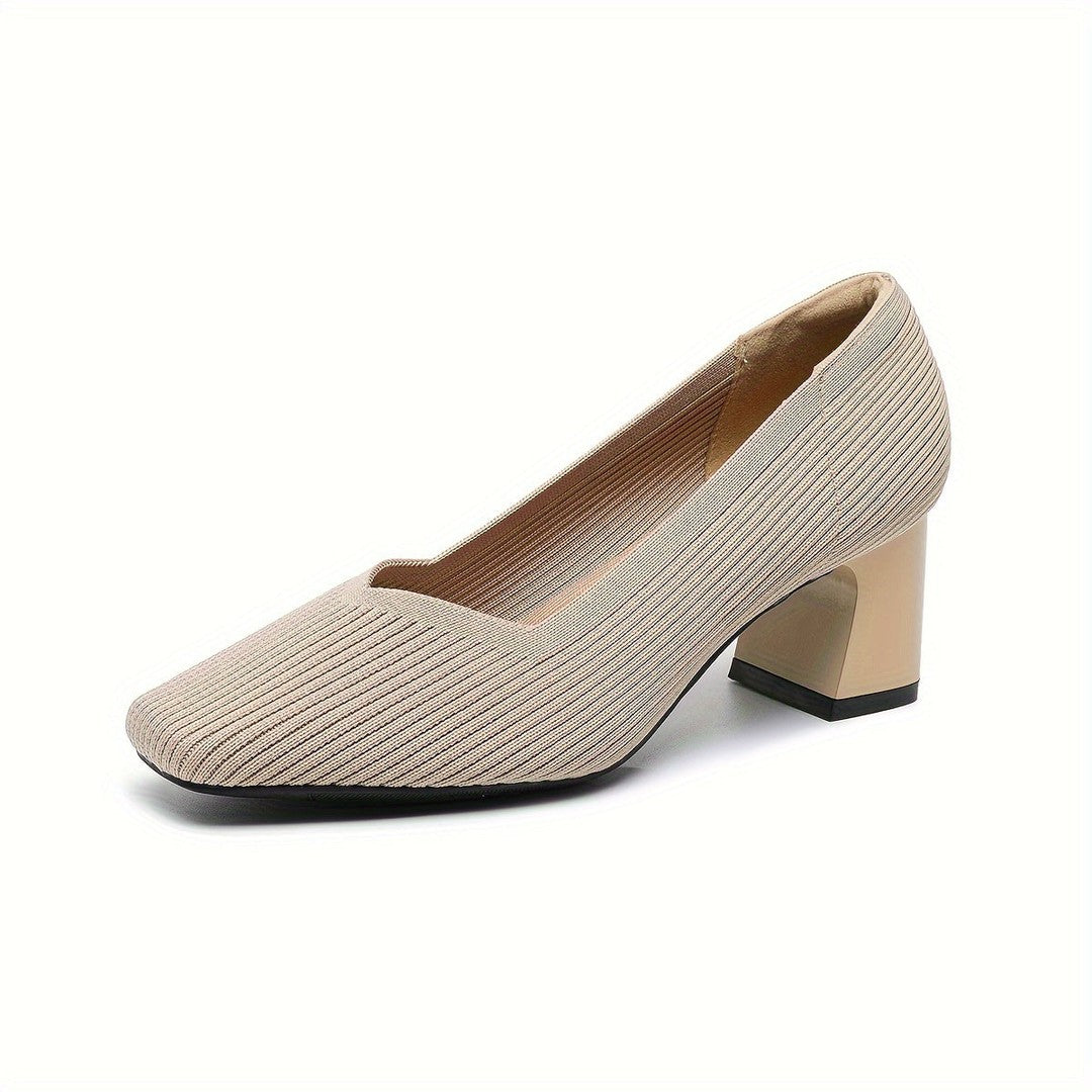 Woman wearing the Ryder women's pumps, 11 view