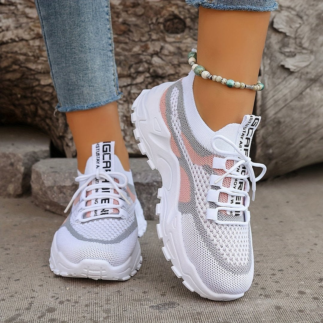 Woman wearing the Sable women's sneakers, 7 view