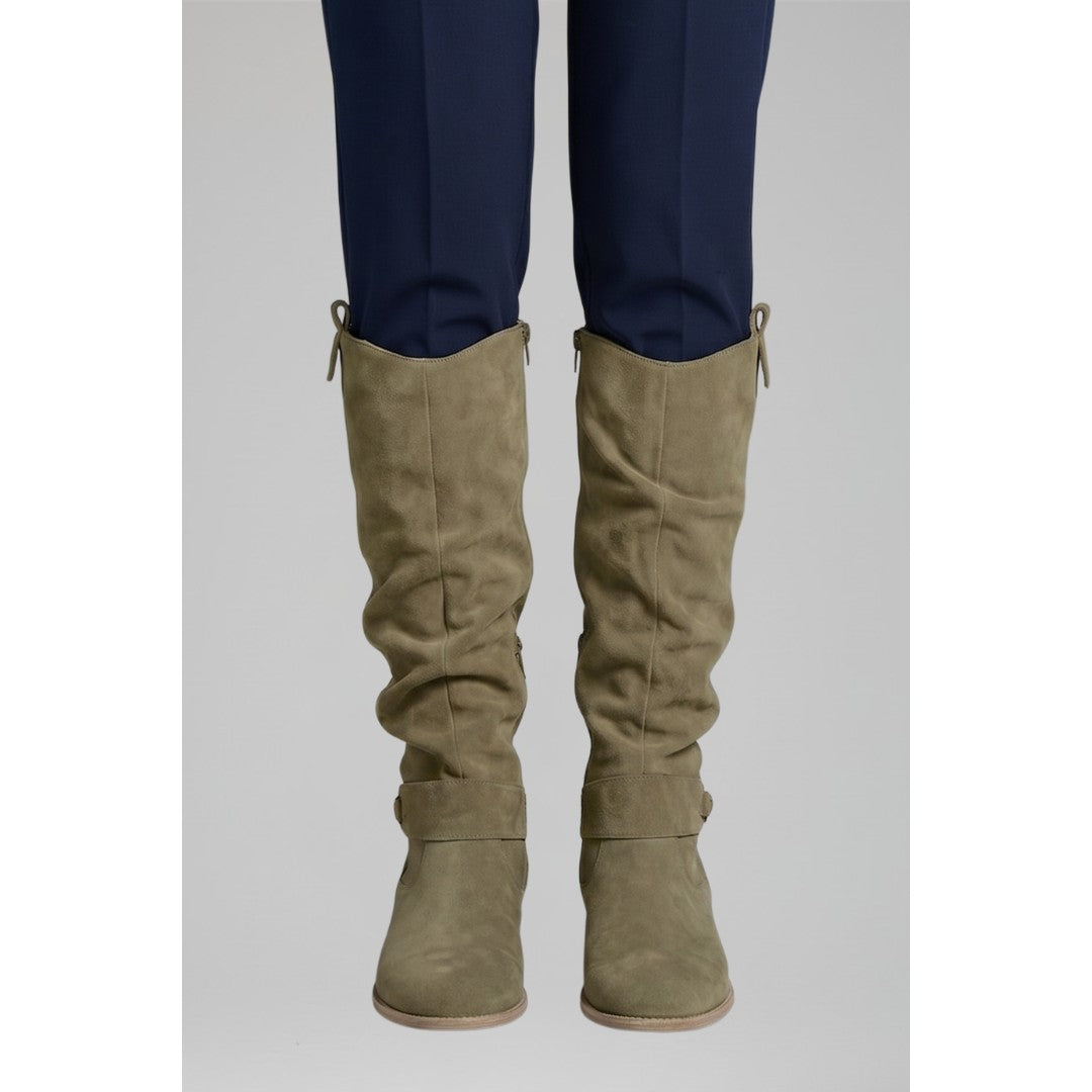 Woman wearing the Sabrina women's boots, 8 view