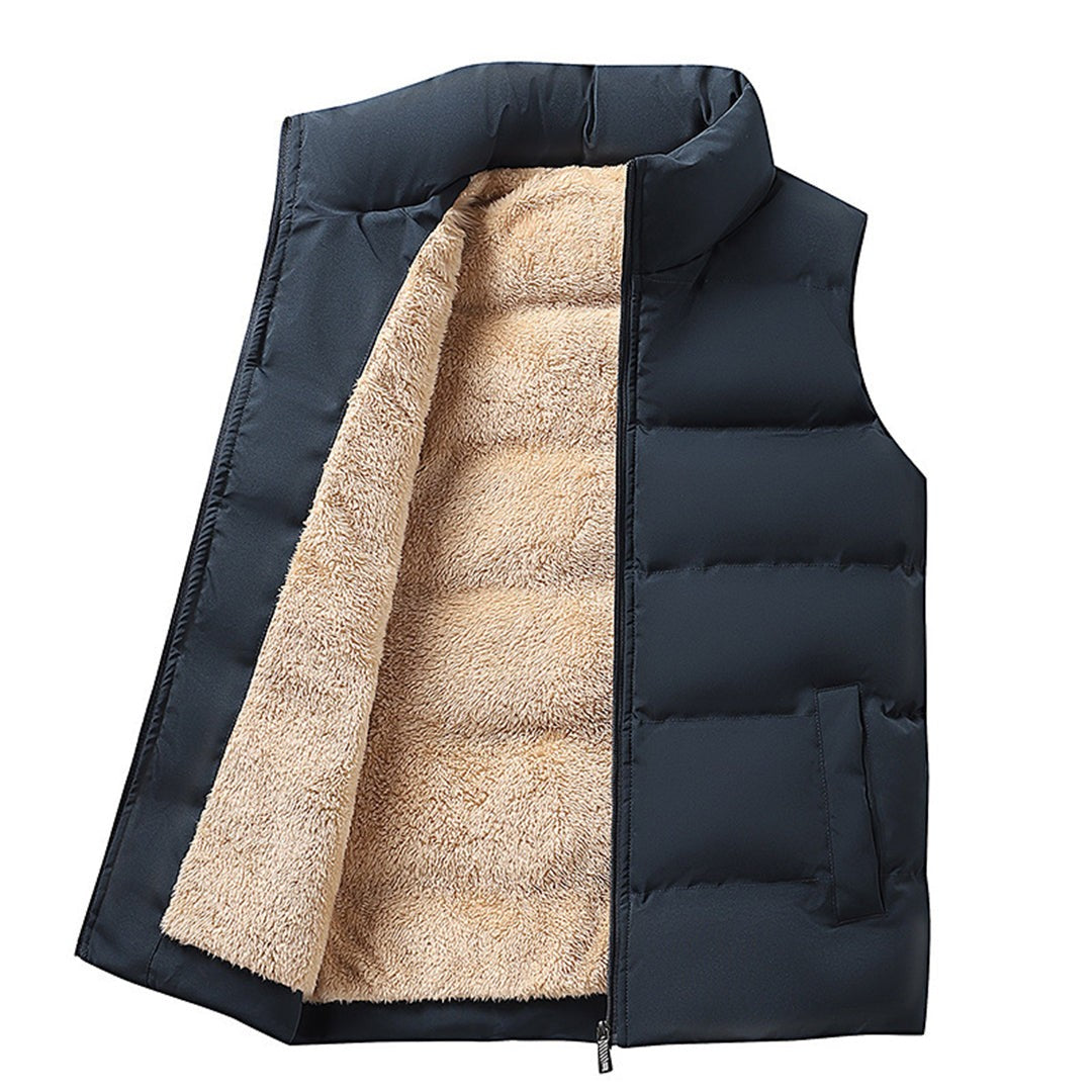 Man wearing the Salvatore men's fleece vest, 10 view