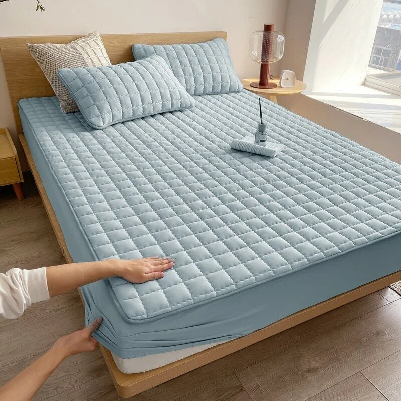 Fitted waterproof mattress protector - product photo 10