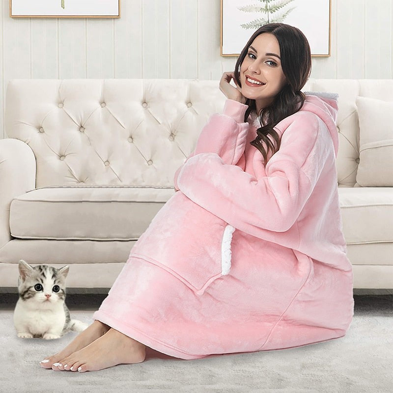 Oversized wearable fleece hoodie blanket - product photo 21