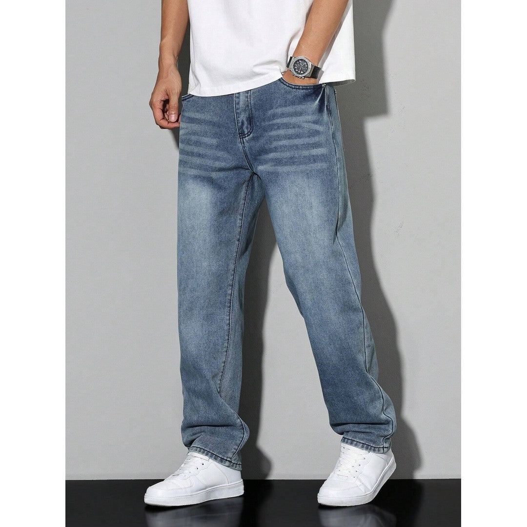 Man wearing the Soren men's solid-color denim jeans, 15 view