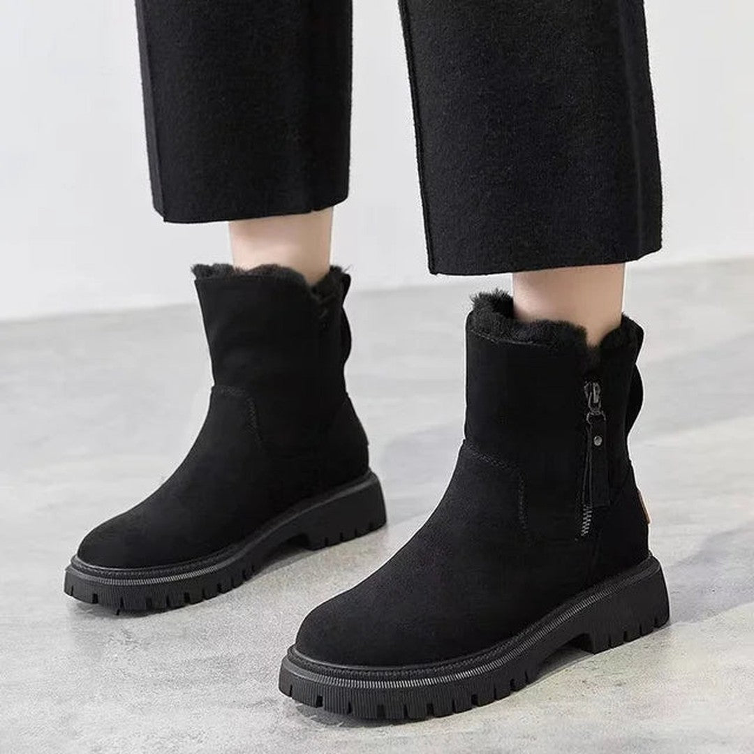 Woman wearing the Tabitha women's shoes, back view