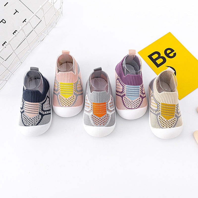 Flexible barefoot-style baby first-walker shoe - product photo 3