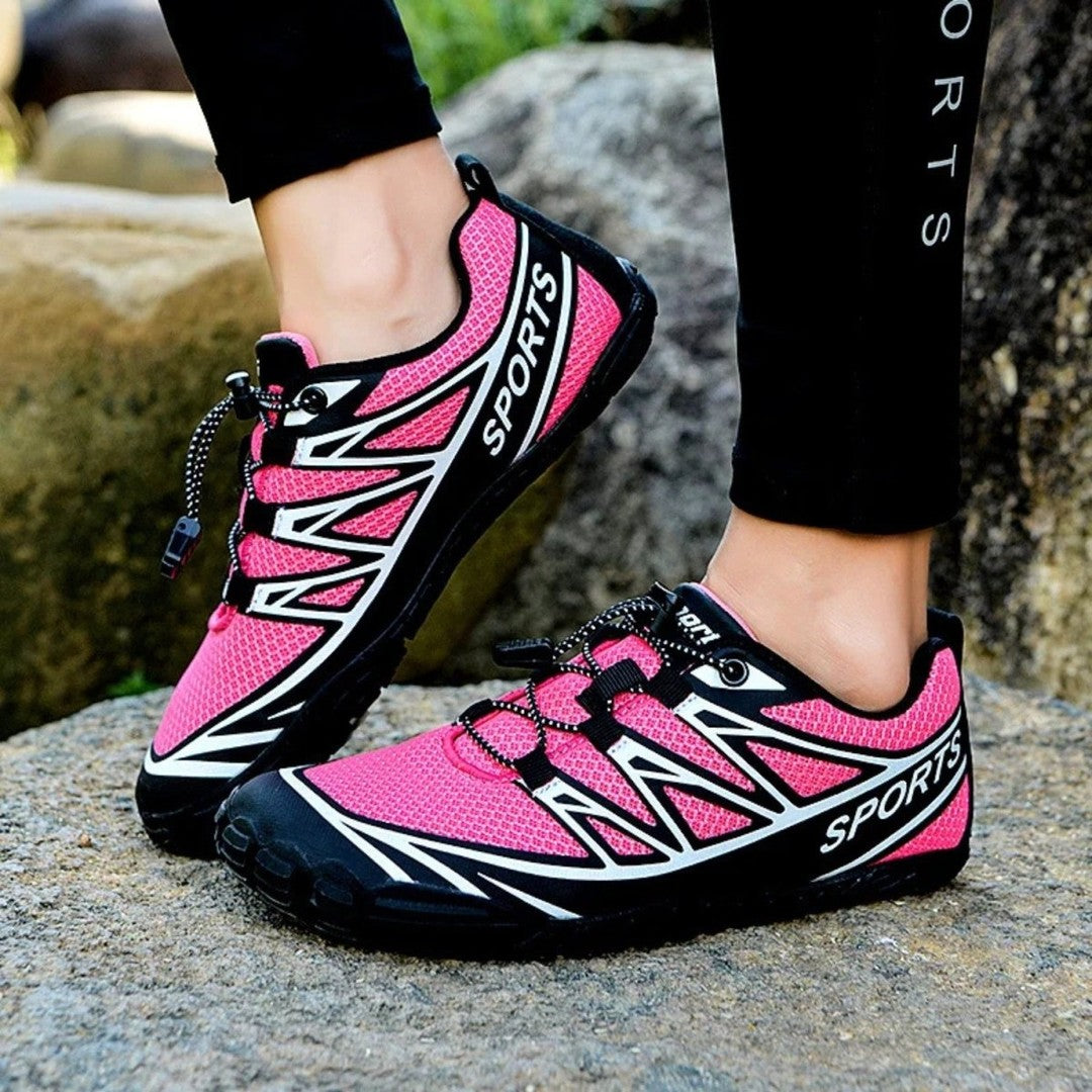 Lightweight cycling shoe with non-slip sole - product photo 7