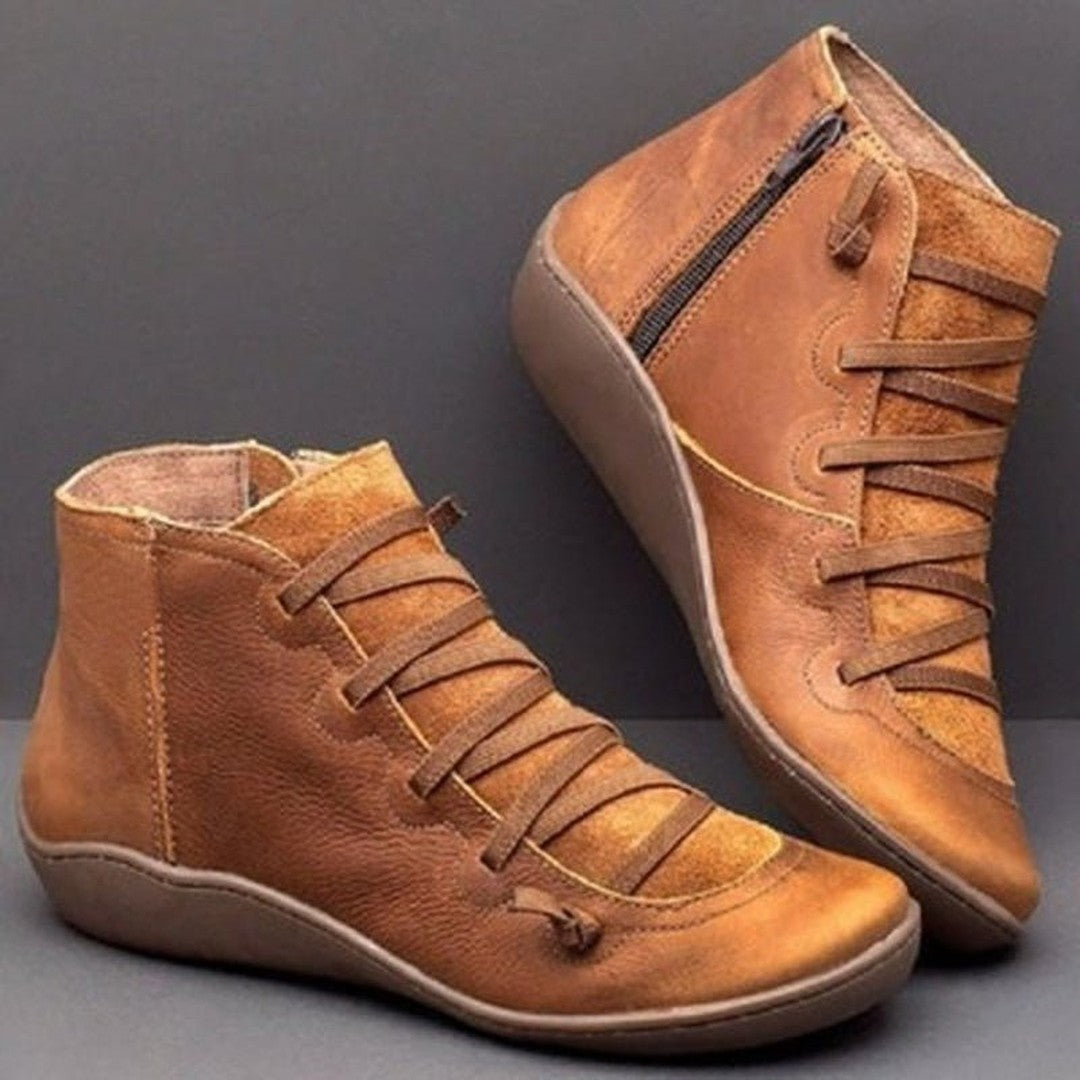 Woman wearing the Vada women's boots, 9 view