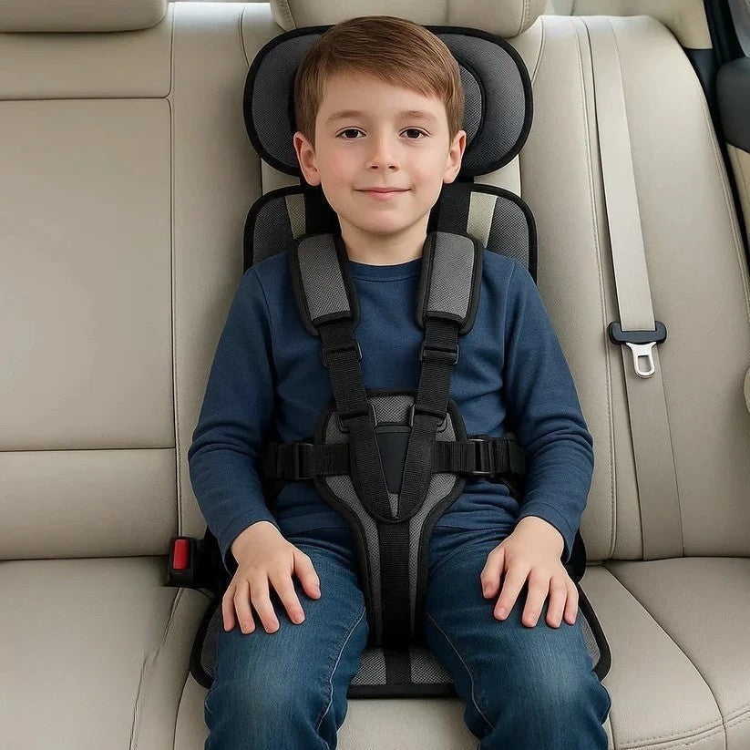 Foldable child travel seat with a five-point harness - product photo 13