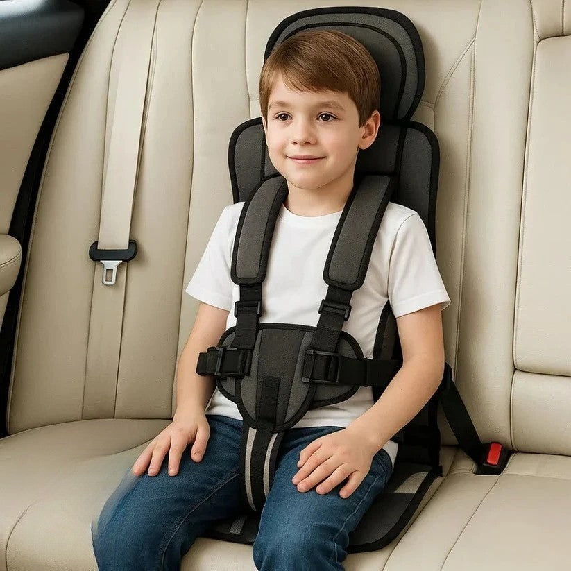 Foldable child travel seat with a five-point harness - product photo 7