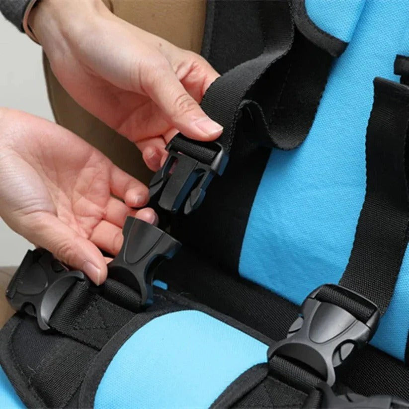 Foldable child travel seat with a five-point harness - product photo 9