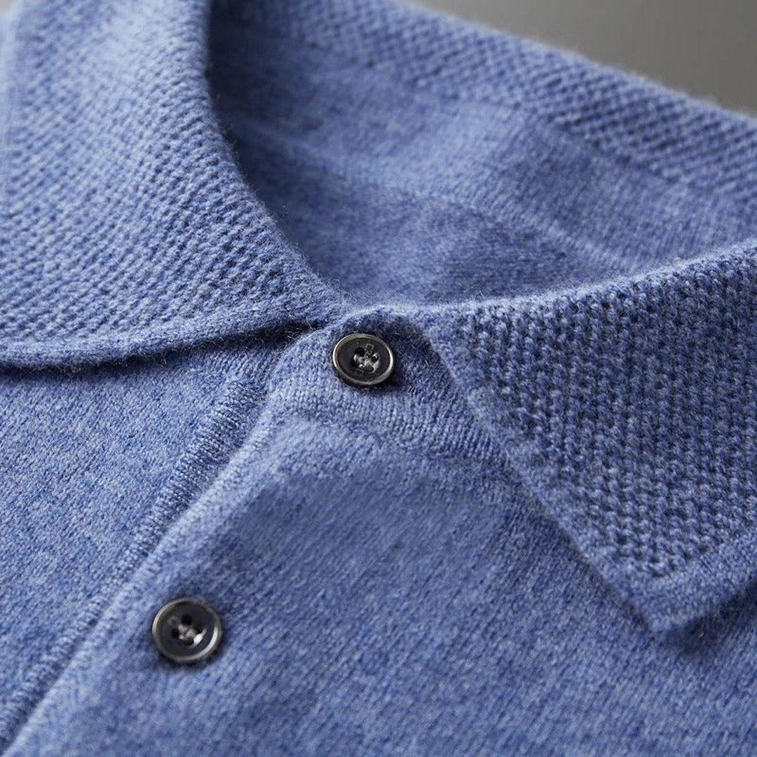 Man wearing the Yannick men's cashmere zip-up sweater, 13 view