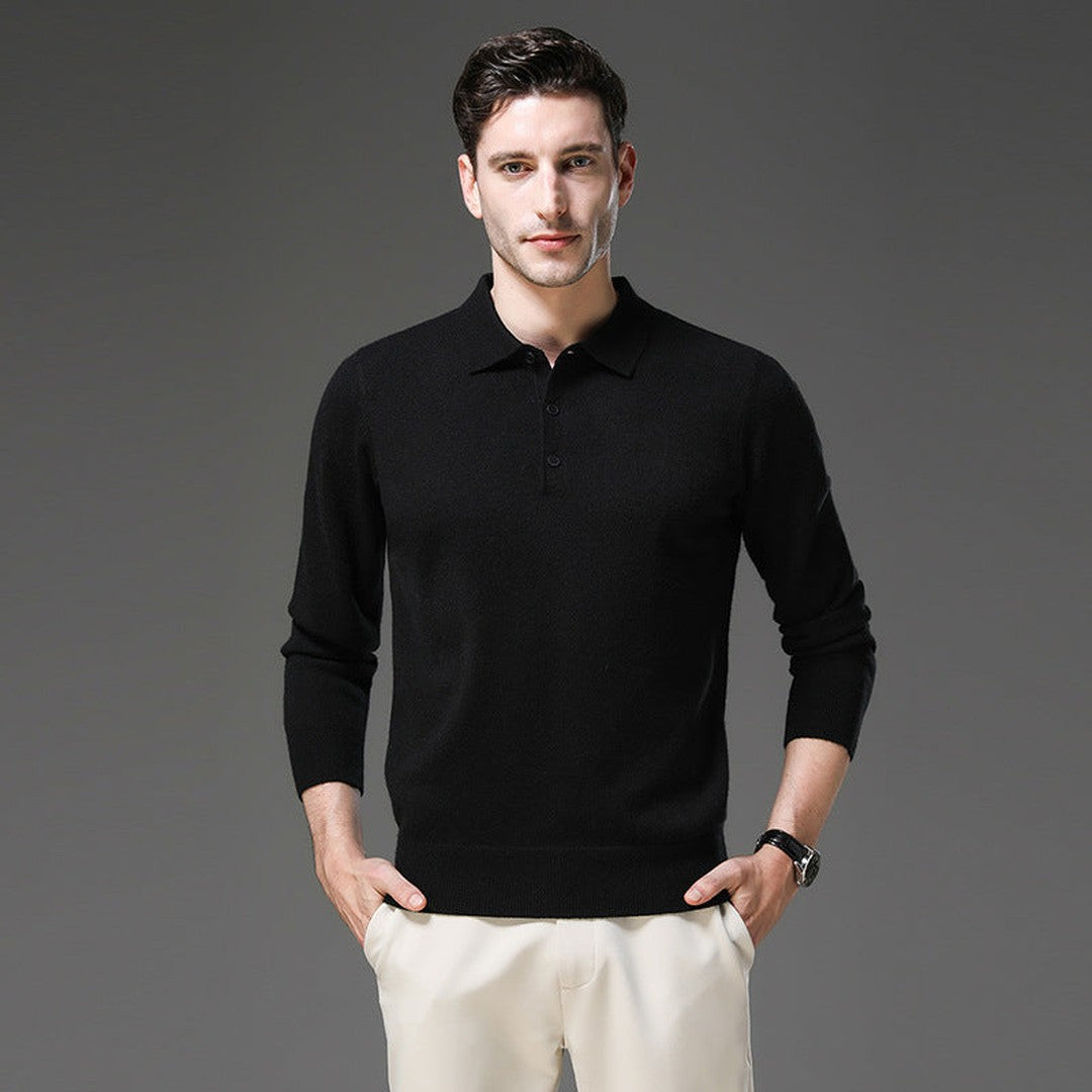 Man wearing the Yannick men's cashmere zip-up sweater, 8 view