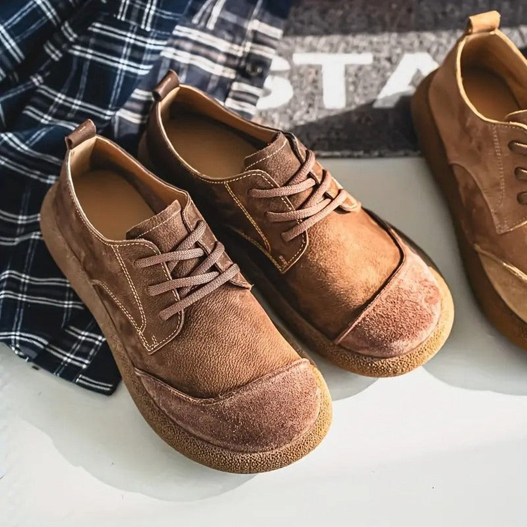 Man wearing the Zebedee men's shoes, 12 view